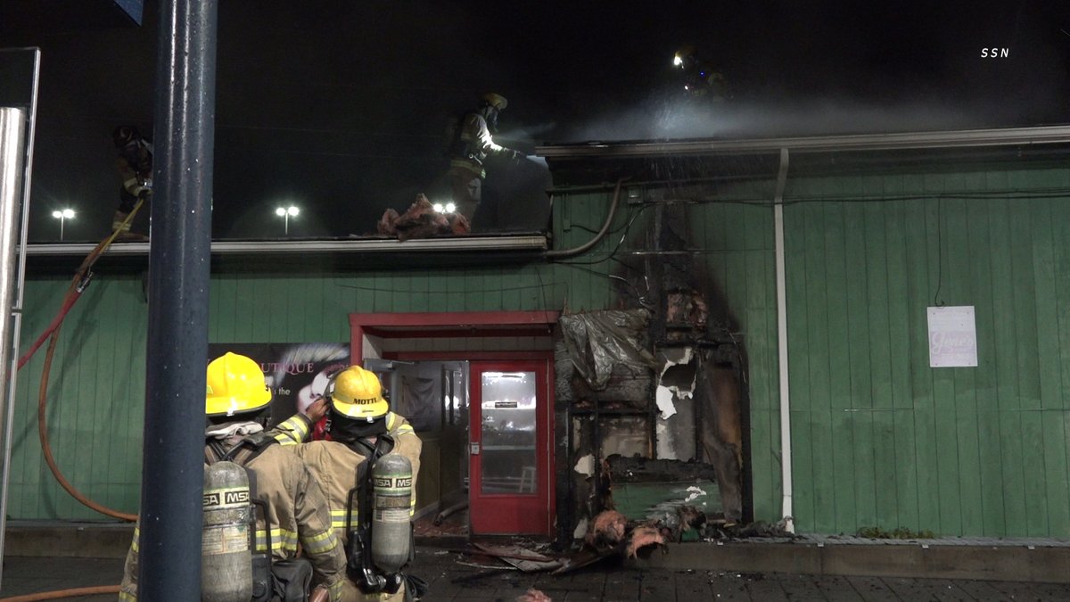 @TacomaFire investigating overnight suspicious fire that damaged Freighthouse Square, closing the @SoundTransit tracks for a short time