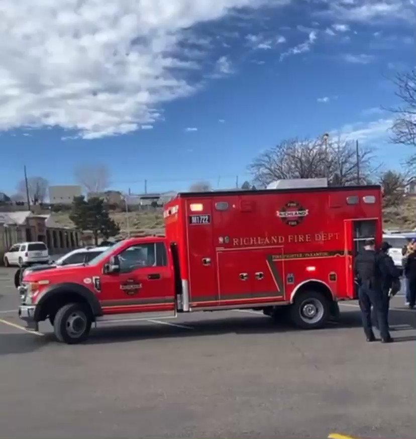 Active shooter reported at Fred Meyer Grocery in Richland, Washington  Richland l WA Several agencies are currently responding to reports of an active shooter inside the store. No current word on how many people are down, if any