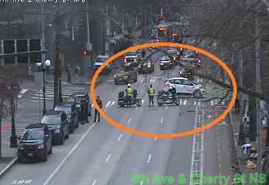 .@SeattlePD activity blocking all NB lanes of 4th Ave at James St. Use alternate routes