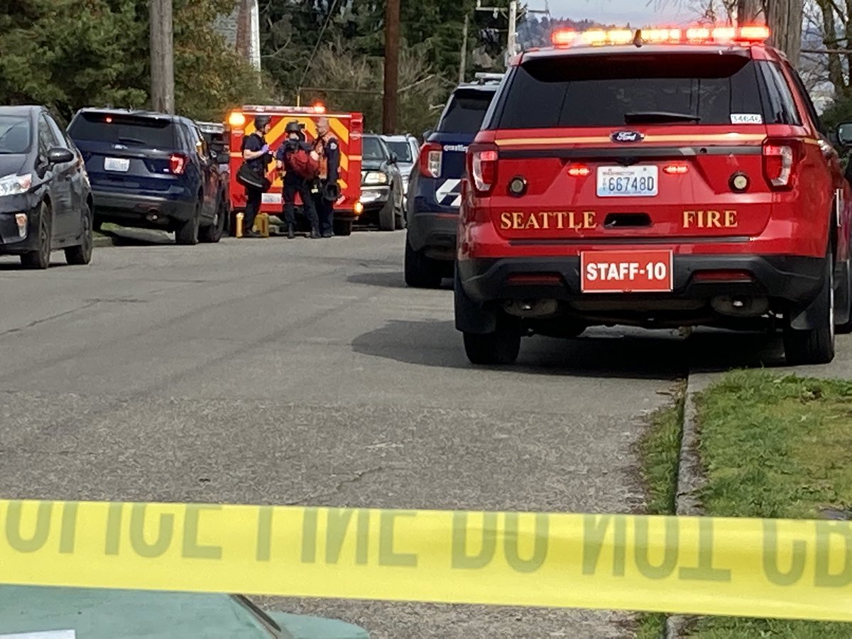 Shooting in Columbia City/Seattle in area of 3900 area S Angeline Street