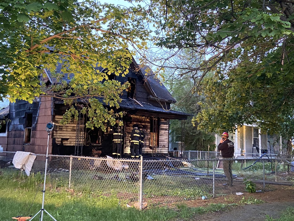 Scene of an early morning house fire where a man was found dead inside.   W Grace Ave and N Adams St  Spokane firefighters responded quickly and it didn't spread to other homes, but the house is destroyed.   Active investigation is underway.