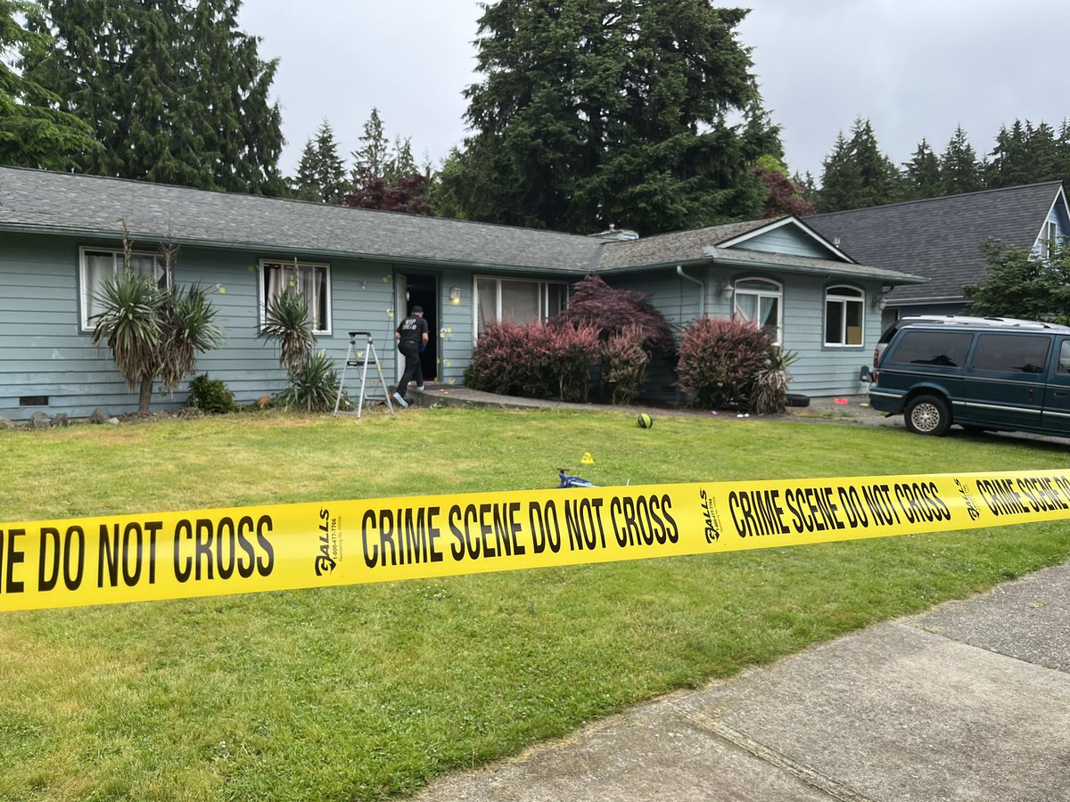 Kirkland Police investigating a triple shooting at this home on NE 150th Pl where three minors were shot - ages 5, 13 & 17. We're told all three are stable