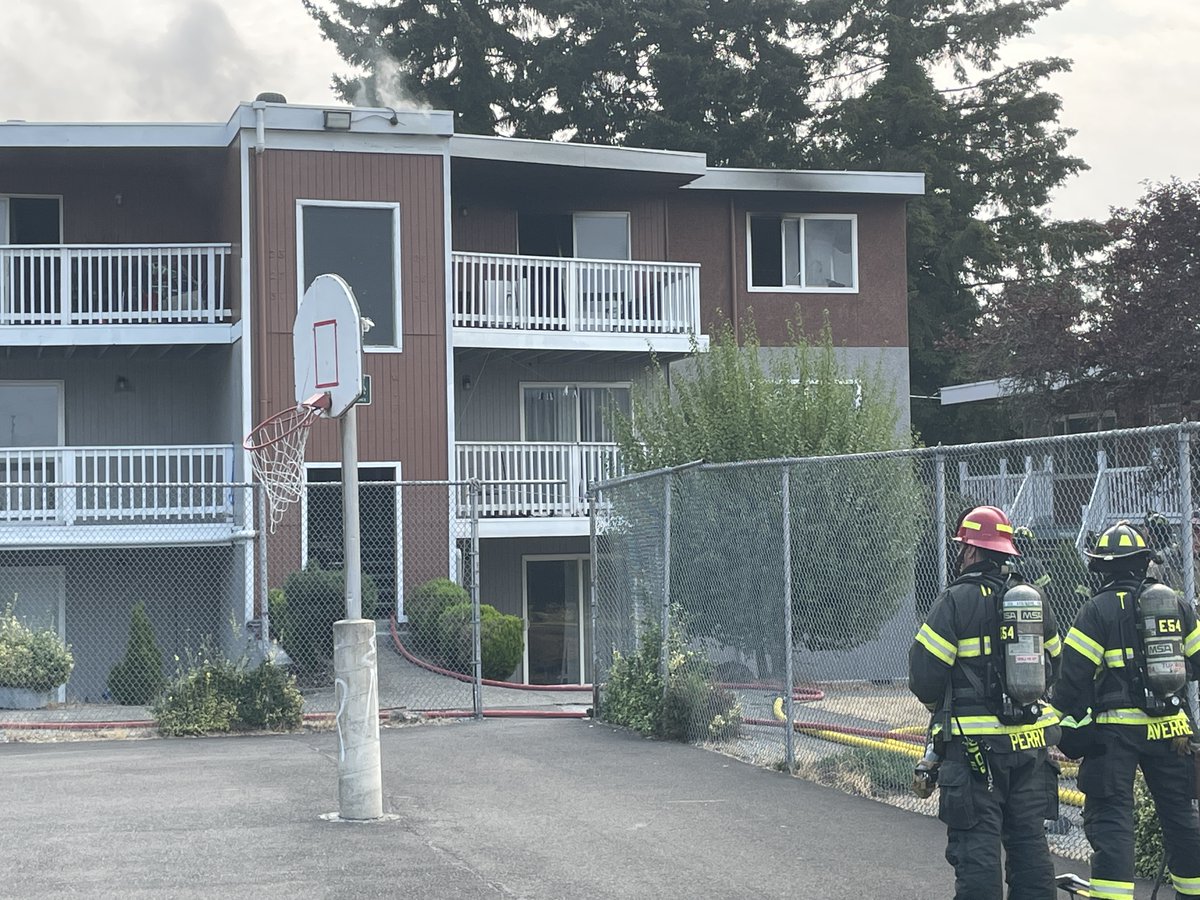 Puget Sound Fire was dispatched to a  2 alarm commercial fire in an apartment in the 17800 block of 32 AV S. First arriving units found heavy fire on the 3rd floor. No injuries reported at this time