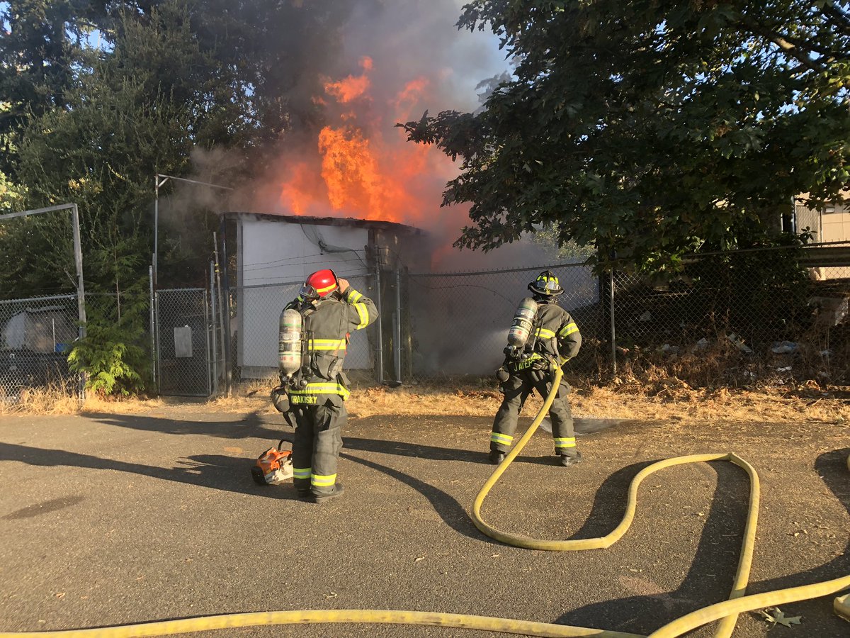 E373, E345 handling an early morning shed fire.  The fire is out, expect some traffic impacts at the 24000 block of Pacific Ave South, Kent