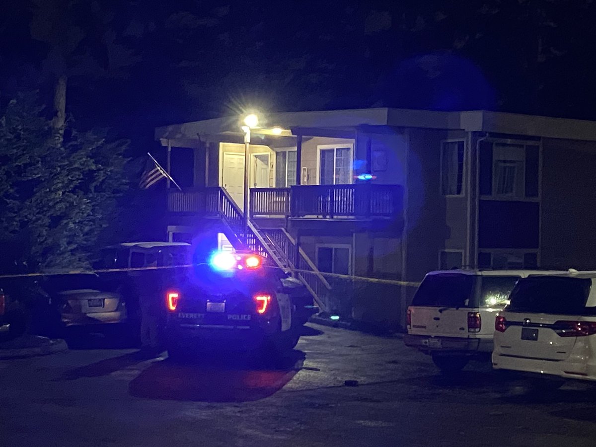 Around 1 am this morning at the Erwin Estates in Everett a man in his 30's-40's was killed. Everett police had a large presence at the apartment and are currently still investigating 