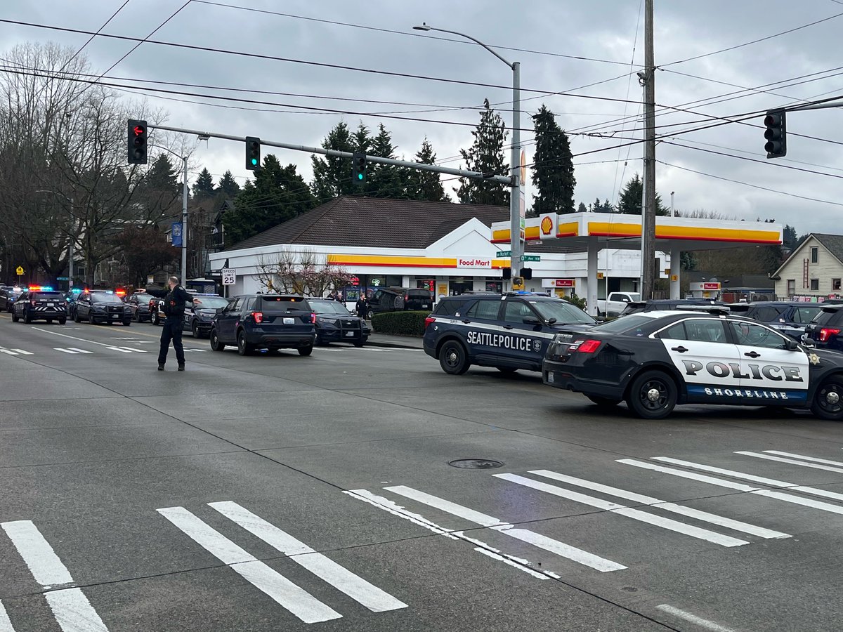 KingcosoPIO detective was injured in a shooting this morning in Ballard. Still a very active scene with additional SWAT units en route