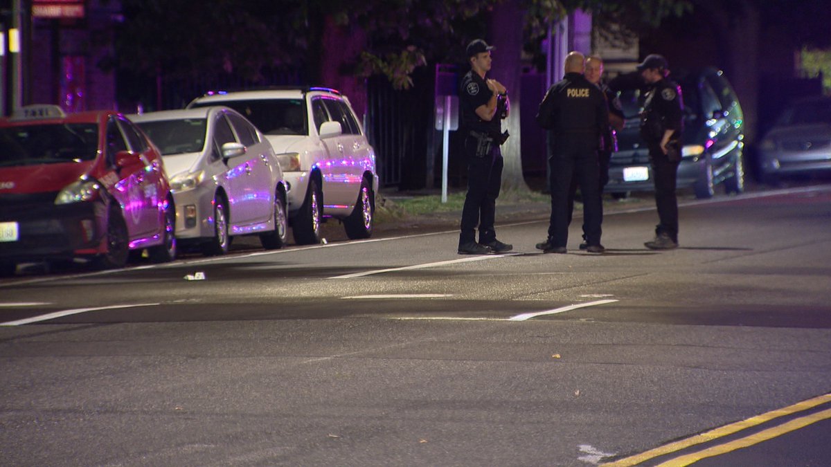 Rainier Ave S is closed at Rose St for a shooting. Shell casings can be seen in the street, @SeattlePD is investigating