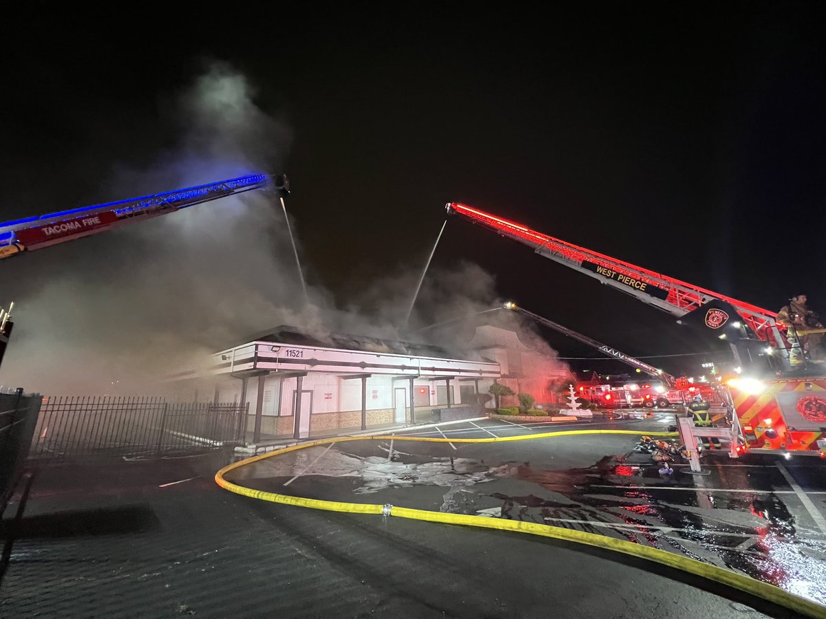 Crews responded to a commercial fire at 11521 Bridgeport Way SW in Lakewood. This building is an events center and our crews arrived to find heavy fire and smoke, then quickly called for a second alarm