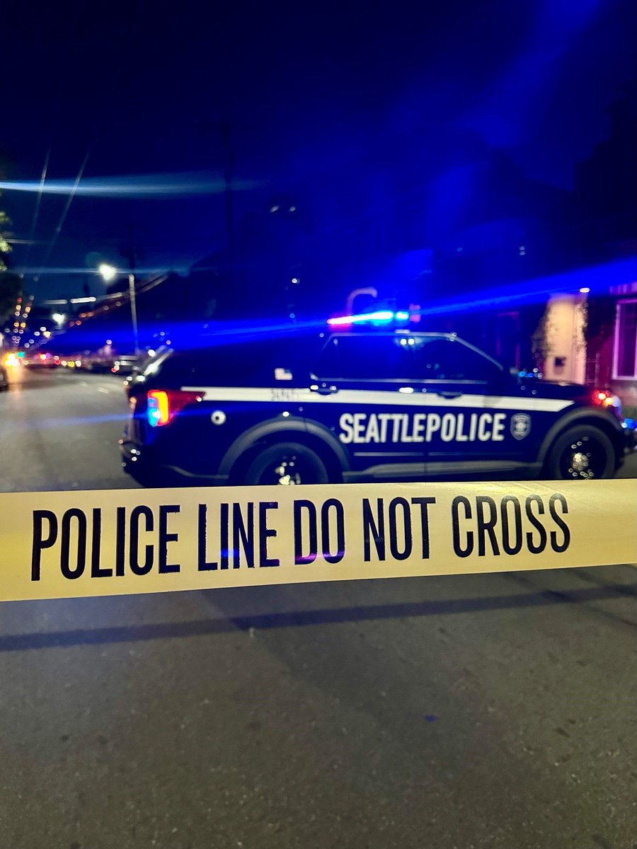 Detectives investigating drive-by-shooting in Capitol Hill: Police are investigating a shooting in the 900 block of 10th Avenue East. Two victims injured by gunfire. Please be safe and avoid the area