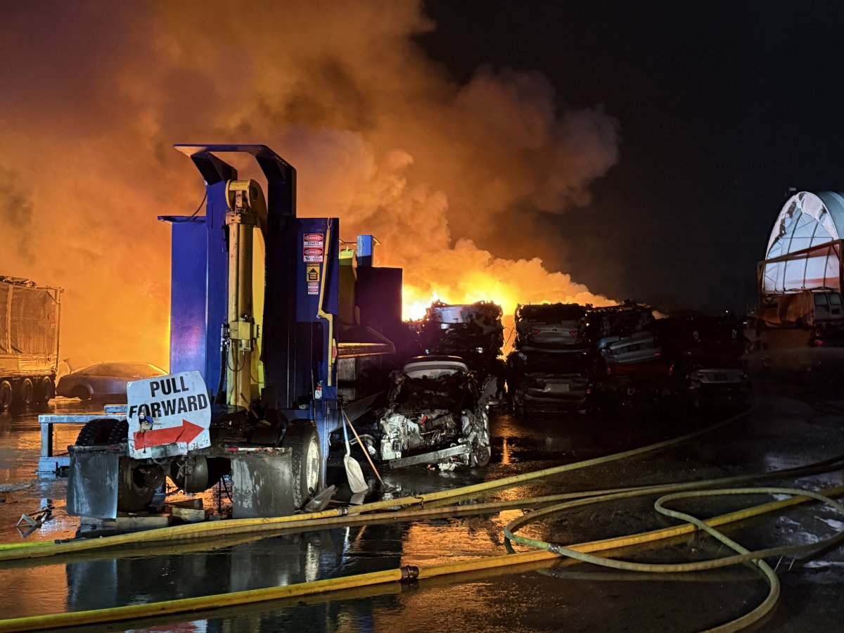 Puget Sound Fire, VRFA, and South King Fire & Rescue is on location of a commercial fire in the 26200 block of 78th Ave South. This is a wrecking yard with multiple rows of cars on fire