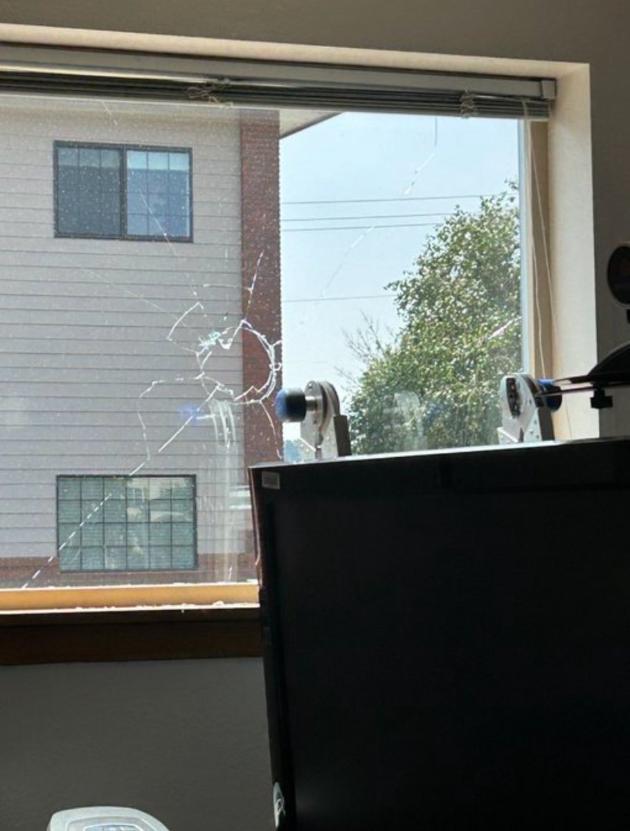 An arson attack has just been reported at the ICE office in Yakima, WashingtonThe assailant(s) also threw rocks through the windows