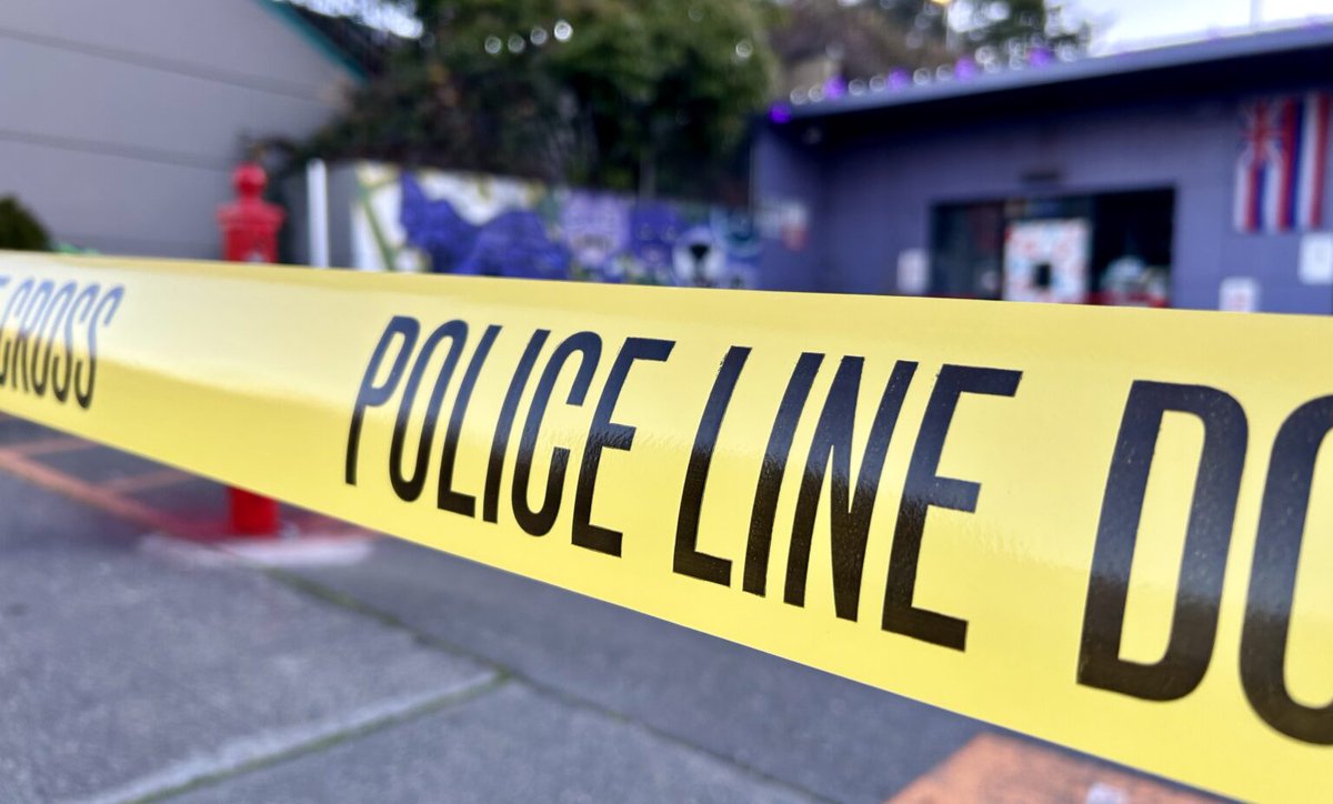 Multiple people were shot around 5 a.m. at or outside  the hookah lounge near 8th Ave and Lane Street. 1 victim died, 3 others were shot. Scanner traffic indicates this was a shootout