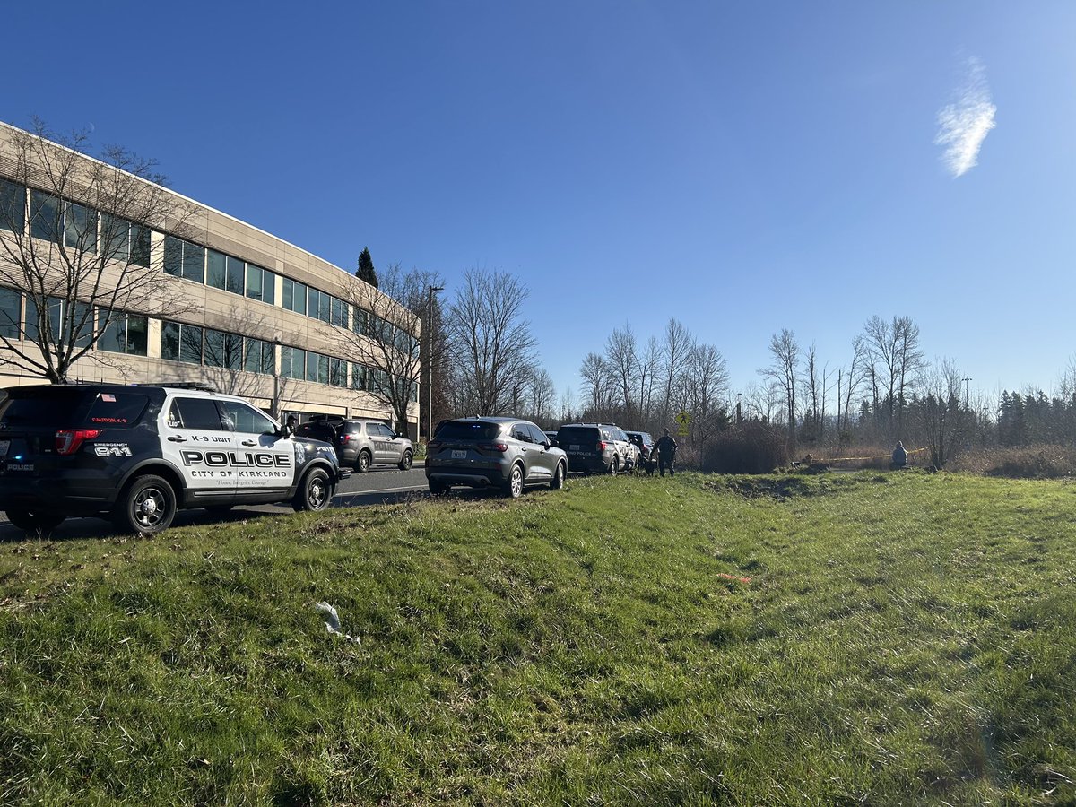 Search for Redmond stabbing suspectA woman in her 50’s was stabbed multiple times on a walking trail in downtown Redmond. Police say it appears to have been a random attack and the victim is in and out of consciousness. 