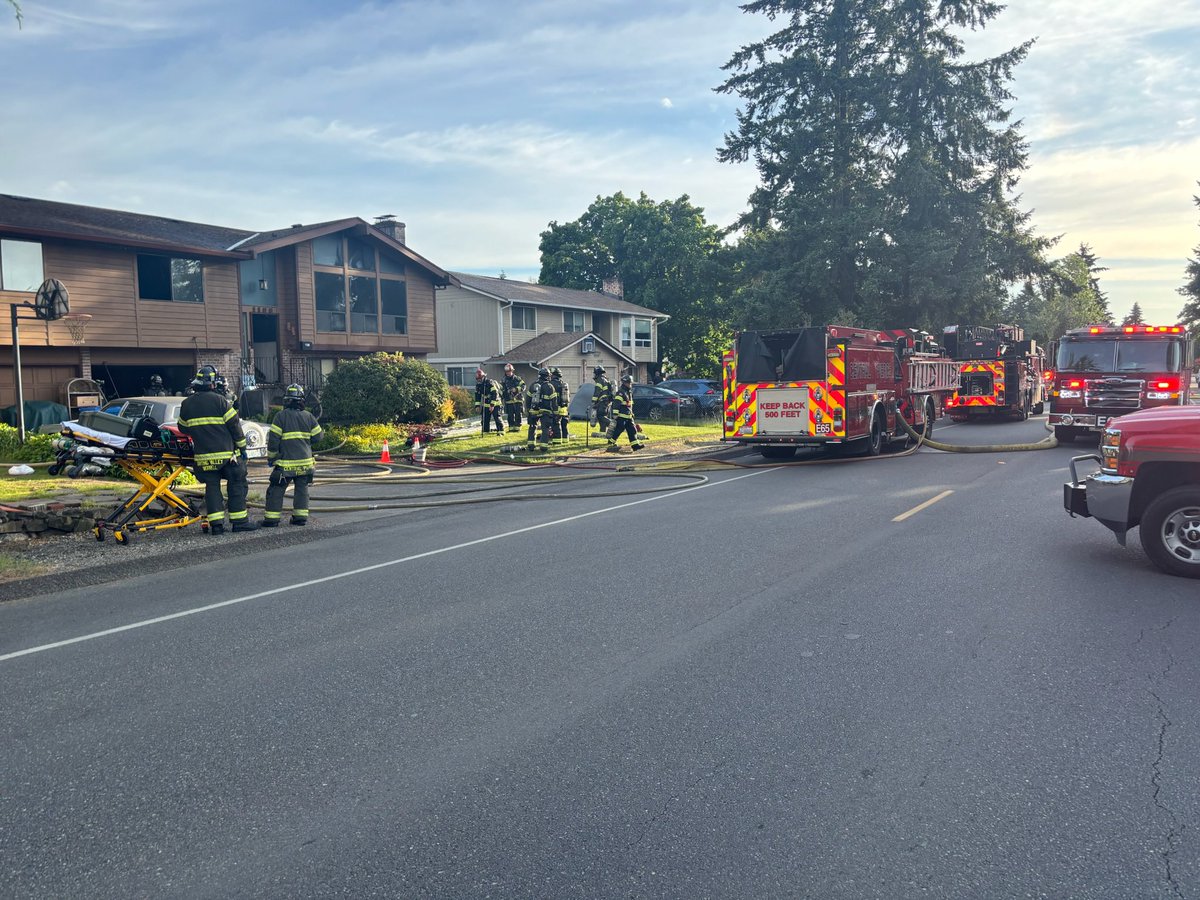 Crews are on scene of a residential structure fire in the 1100 block of Tule Lake Rd S in the Parkland area.  No injuries have been reported. 