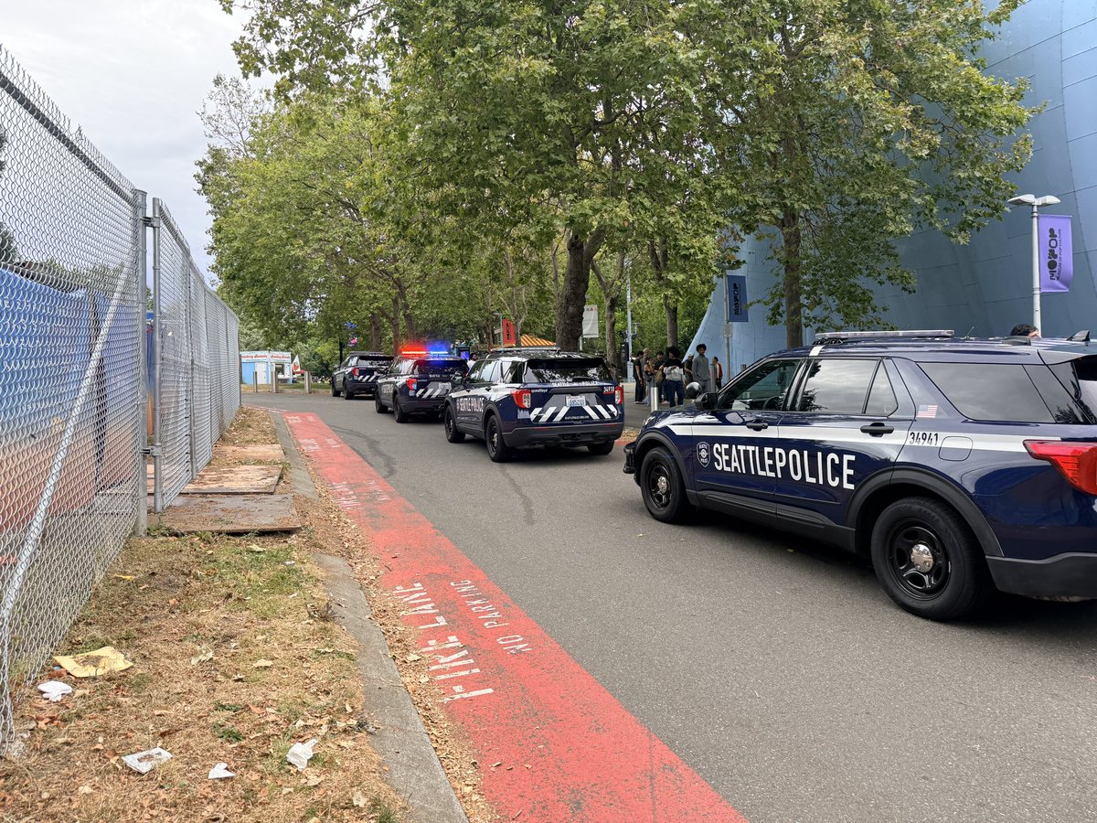 Reports of s a shooting near the Space Needle. Huge emergency response