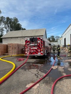 800 blk E 26th St TFD responded to calls for a fire at a commercial structure. Crews saw smoke plume from across I-5 prior to arrival. On scene, firefighters quickly subdued the interior fire, then focused on roof fire. Fire is under control. 